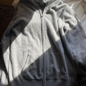 Quince zip hoodie size small in grey